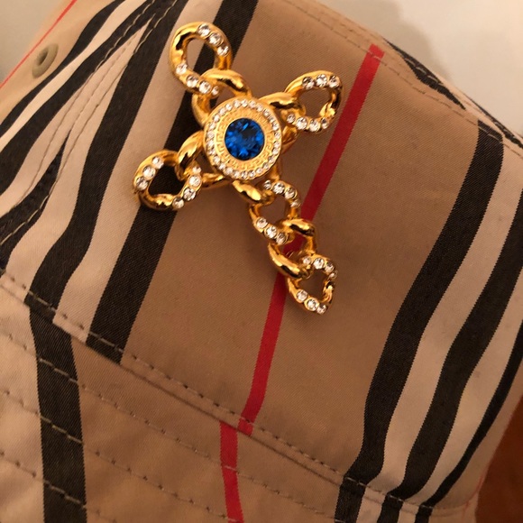 💙VERSACE💙 - Picture 14 of 16